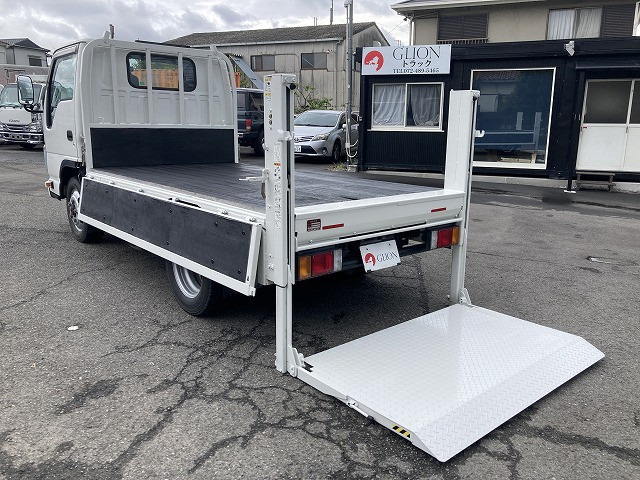 いすゞ エルフ TKG-NKS85A(4WD)の写真13