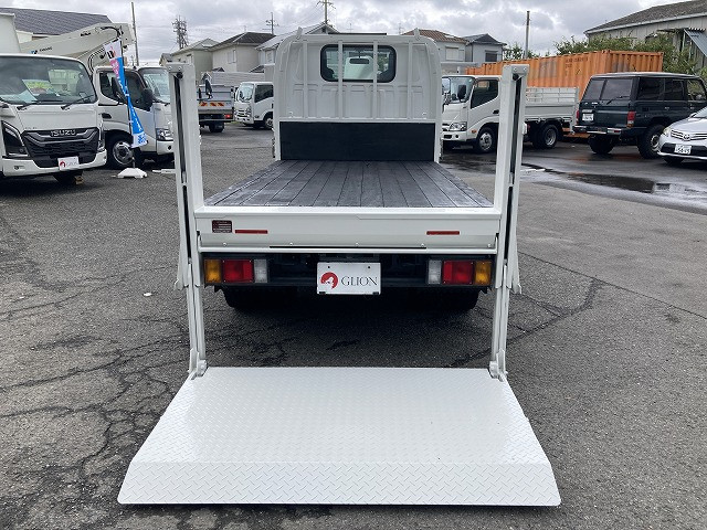 いすゞ エルフ TKG-NKS85A(4WD)の写真14