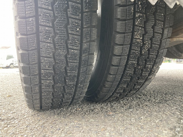 いすゞ エルフ TKG-NKS85A(4WD)の写真28