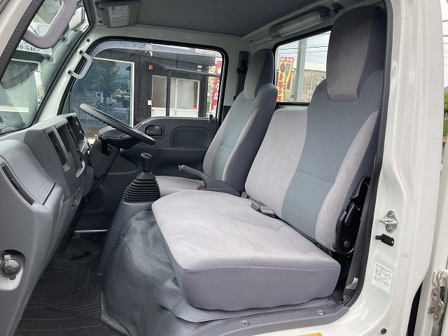 いすゞ エルフ TKG-NKS85A(4WD)の写真33