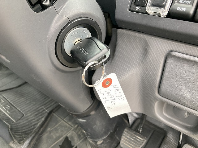 いすゞ エルフ TKG-NKS85A(4WD)の写真36