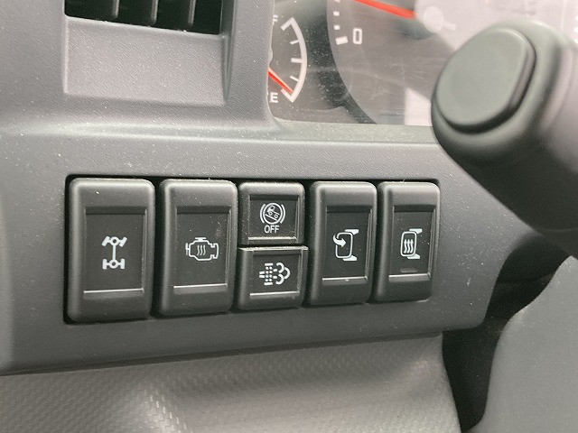 いすゞ エルフ TKG-NKS85A(4WD)の写真38