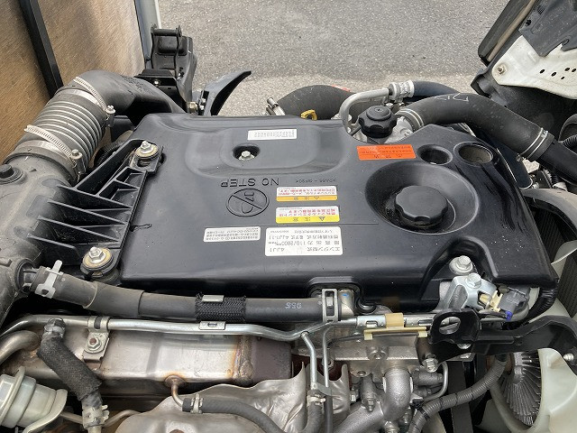 いすゞ エルフ TKG-NKS85A(4WD)の写真47