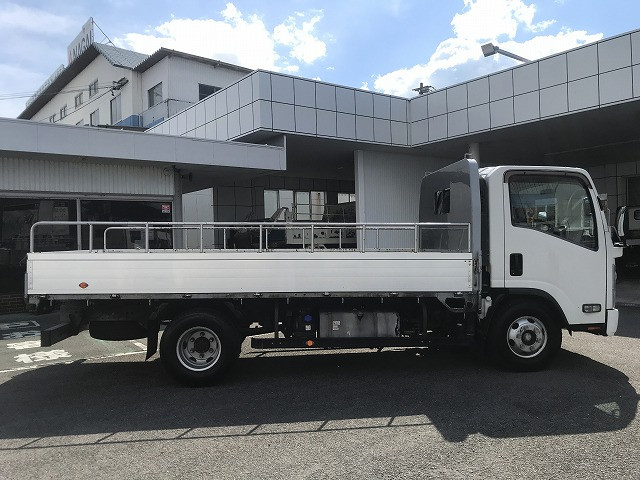 いすゞ エルフ 2RG-NPR88YN(2WD)の写真8