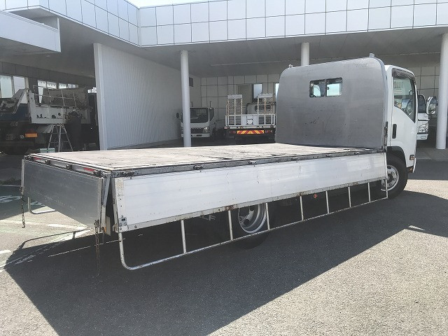 いすゞ エルフ 2RG-NPR88YN(2WD)の写真13