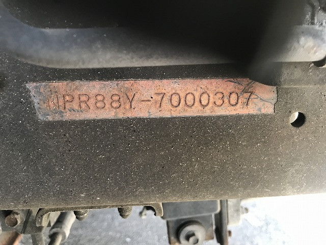 いすゞ エルフ 2RG-NPR88YN(2WD)の写真21