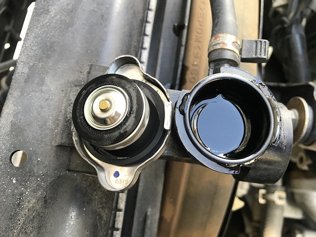 いすゞ エルフ 2RG-NPR88YN(2WD)の写真22