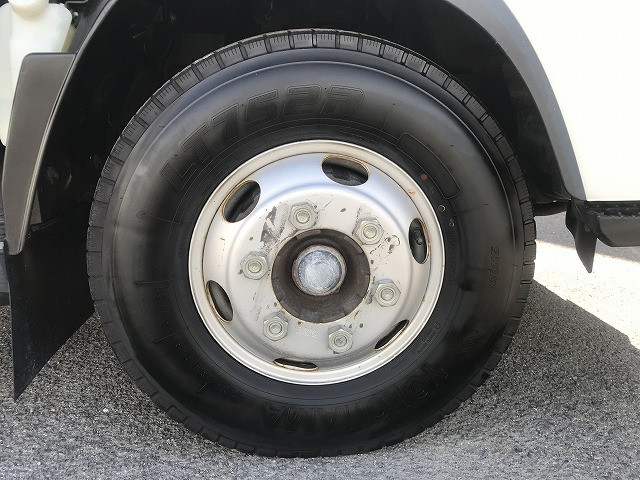 いすゞ エルフ 2RG-NPR88YN(2WD)の写真29