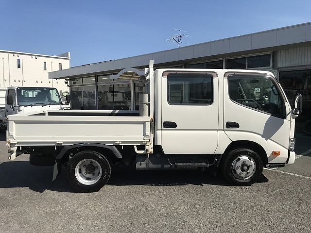 トヨタ ダイナ TKG-XZU605(2WD)の写真5
