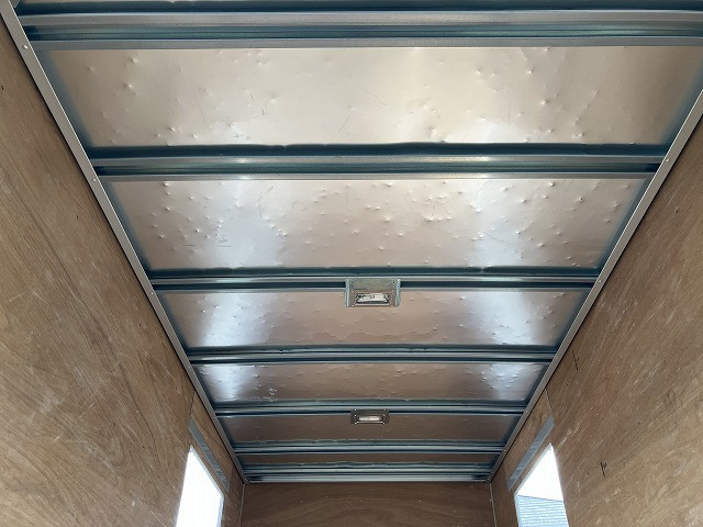 いすゞ エルフ TRG-NLR85AN(2WD)の写真19