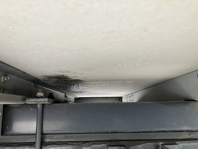 いすゞ エルフ TRG-NLR85AN(2WD)の写真25