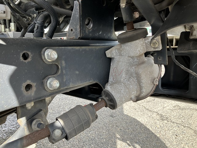 いすゞ エルフ TRG-NLR85AN(2WD)の写真43