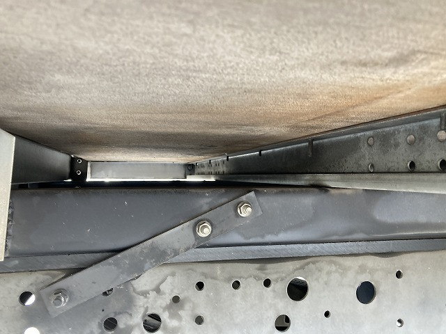 いすゞ エルフ TRG-NMR85AN(2WD)の写真17