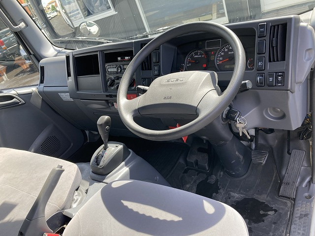 いすゞ エルフ TRG-NMR85AN(2WD)の写真30