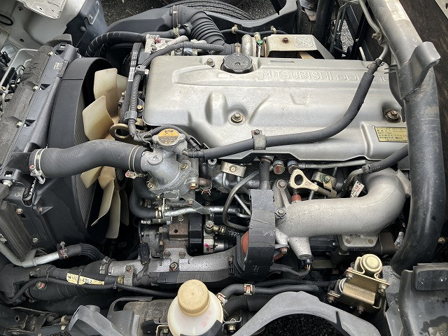 三菱 キャンター PA-FE70BB(2WD)の写真17