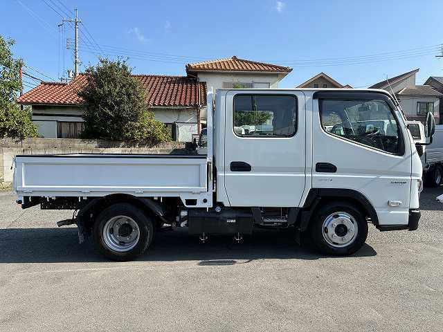 三菱 キャンター 2RG-FBA20(2WD)の写真5