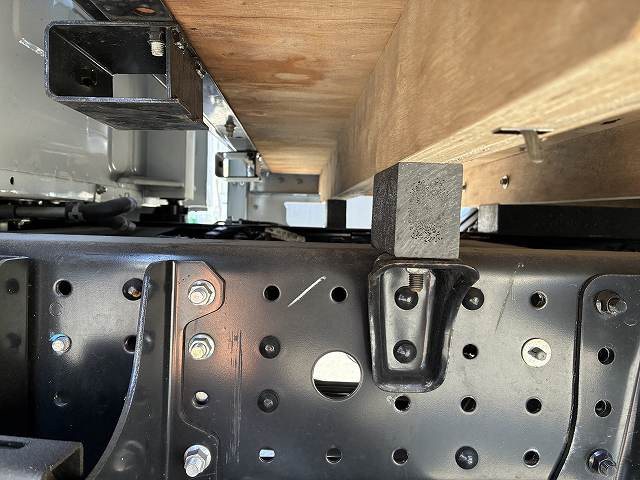 三菱 キャンター 2RG-FBA20(2WD)の写真25