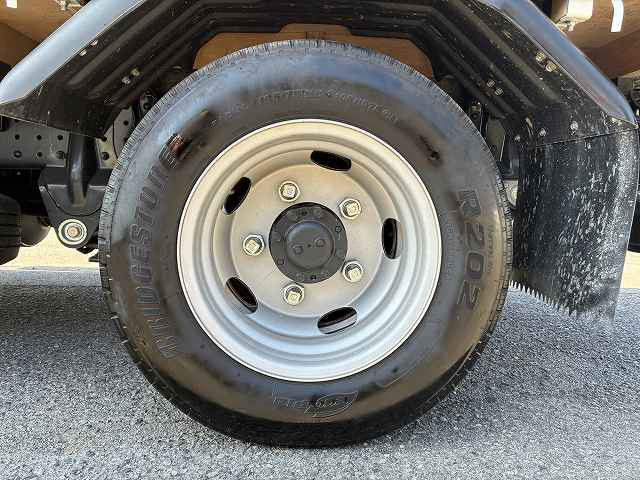 三菱 キャンター 2RG-FBA20(2WD)の写真29