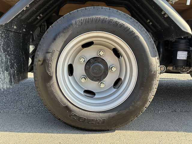 三菱 キャンター 2RG-FBA20(2WD)の写真30