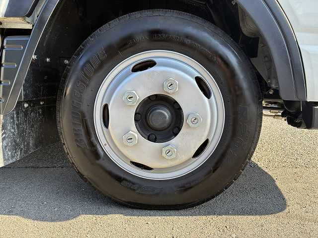 三菱 キャンター 2RG-FBA20(2WD)の写真31