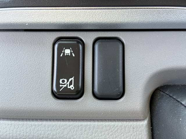 三菱 キャンター 2RG-FBA20(2WD)の写真47