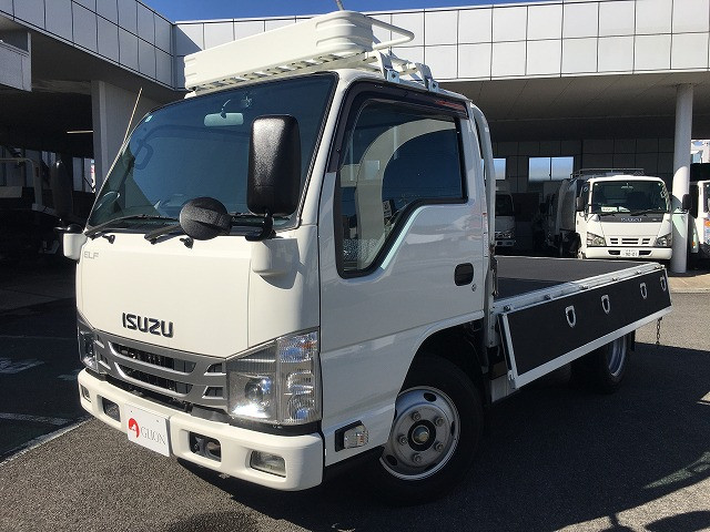 いすゞ エルフ 2RG-NKR88A(2WD)の写真9