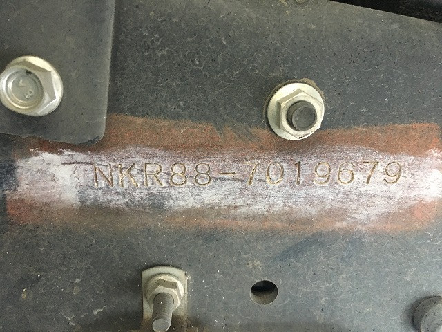 いすゞ エルフ 2RG-NKR88A(2WD)の写真27