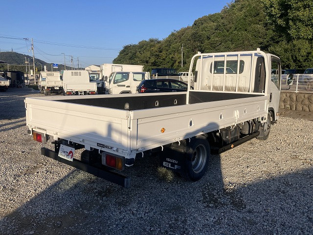 いすゞ エルフ BKG-NPR85AN(2WD)の写真8