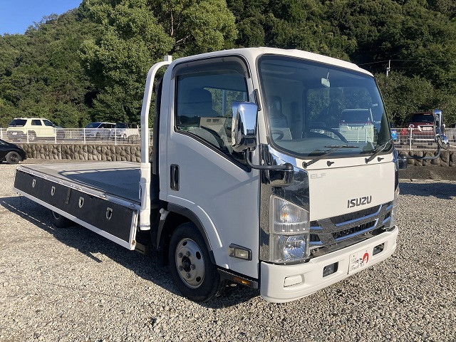 いすゞ エルフ BKG-NPR85AN(2WD)の写真10