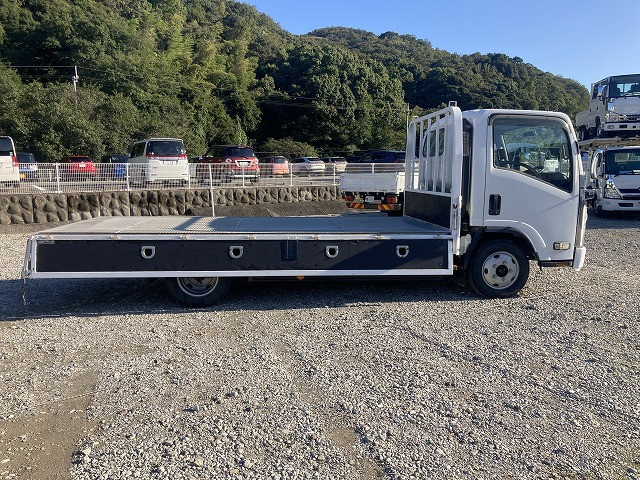 いすゞ エルフ BKG-NPR85AN(2WD)の写真12