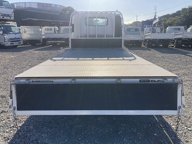 いすゞ エルフ BKG-NPR85AN(2WD)の写真14