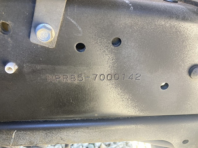 いすゞ エルフ BKG-NPR85AN(2WD)の写真18