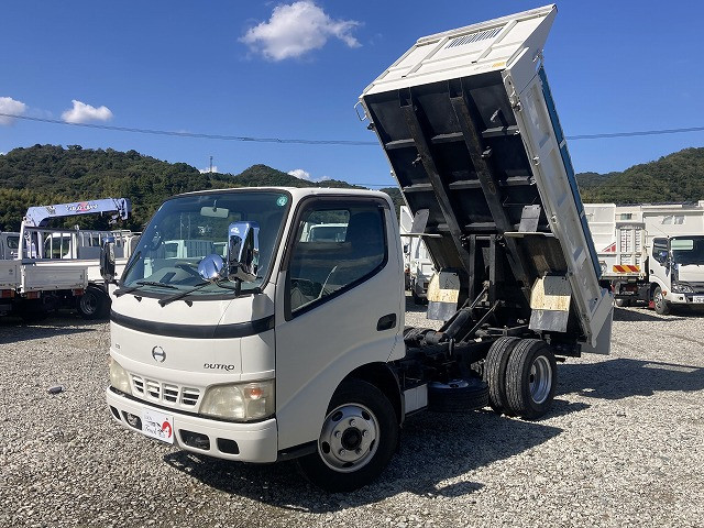 日野 デュトロ PB-XZU311T(2WD)の写真1