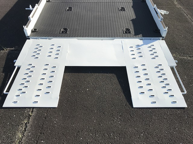 三菱 キャンター PA-FE83DGN(2WD)の写真17