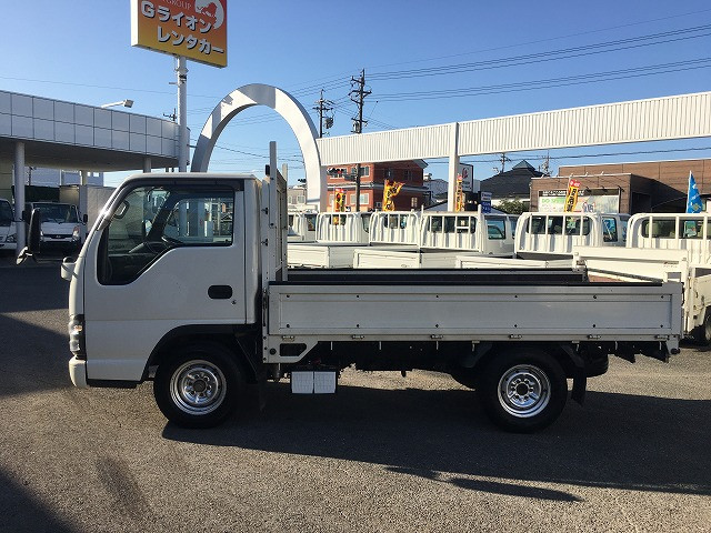 いすゞ エルフ KR-NHR69(2WD)の写真4