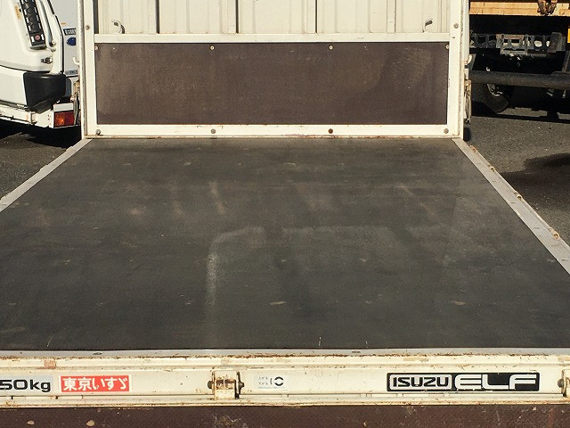 いすゞ エルフ KR-NHR69(2WD)の写真16