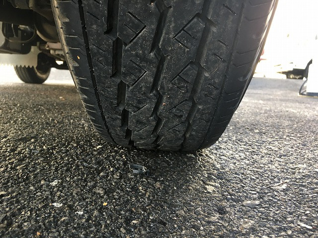 いすゞ エルフ KR-NHR69(2WD)の写真32