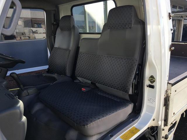 いすゞ エルフ KR-NHR69(2WD)の写真39