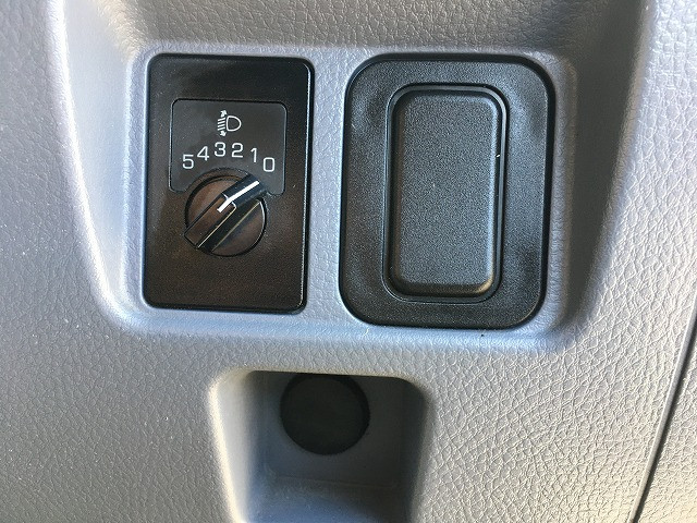 三菱 キャンター PDG-FG74D(4WD)の写真39