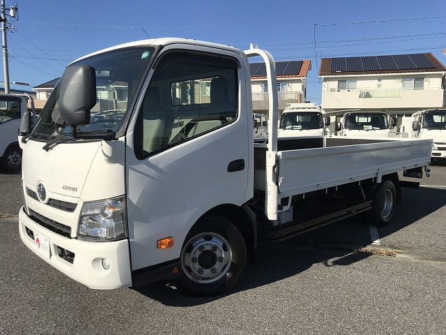 トヨタ ダイナ TKG-XZU710(2WD)の写真1