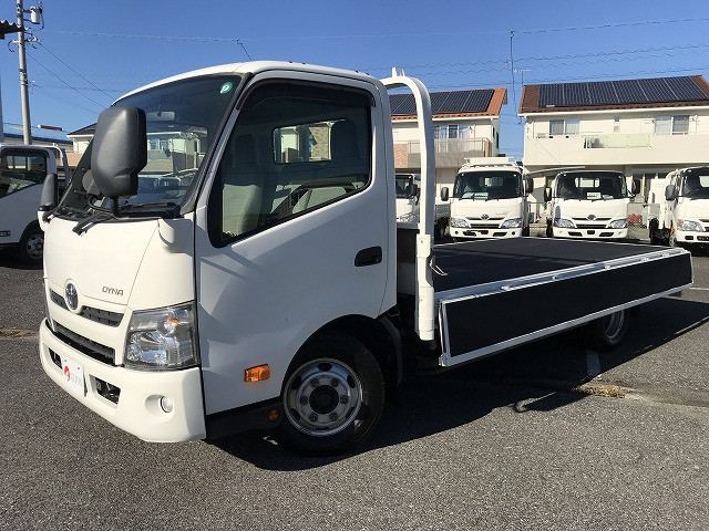 トヨタ ダイナ TKG-XZU710(2WD)の写真9