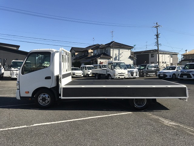 トヨタ ダイナ TKG-XZU710(2WD)の写真11