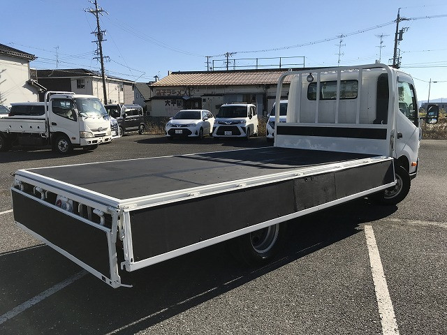 トヨタ ダイナ TKG-XZU710(2WD)の写真15