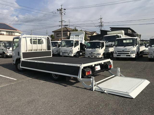 いすゞ エルフ TPG-NPR85AR(2WD)の写真13