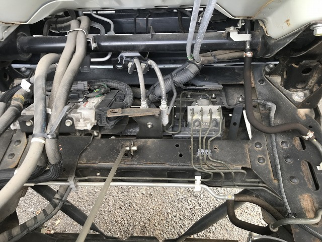 いすゞ エルフ TPG-NPR85AR(2WD)の写真21