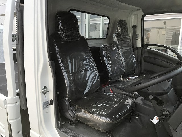 いすゞ エルフ TPG-NPR85AR(2WD)の写真25