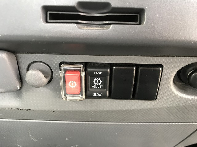 いすゞ エルフ TPG-NPR85AR(2WD)の写真33