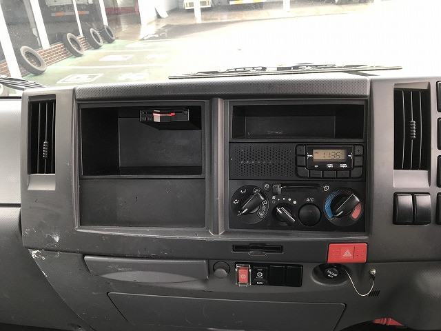 いすゞ エルフ TPG-NPR85AR(2WD)の写真34