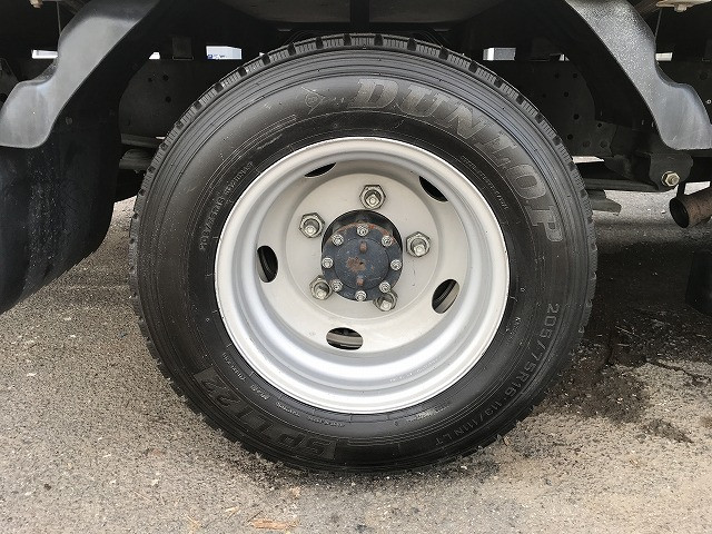 いすゞ エルフ TPG-NPR85AR(2WD)の写真38