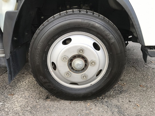 いすゞ エルフ TPG-NPR85AR(2WD)の写真39